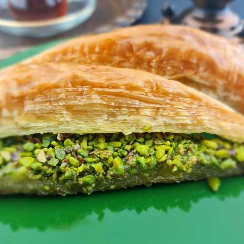 Carrot Slice with Pistachio 500g - 3