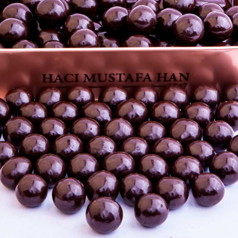 Dark Hazelnut Dragee Tin Box 350g - 1